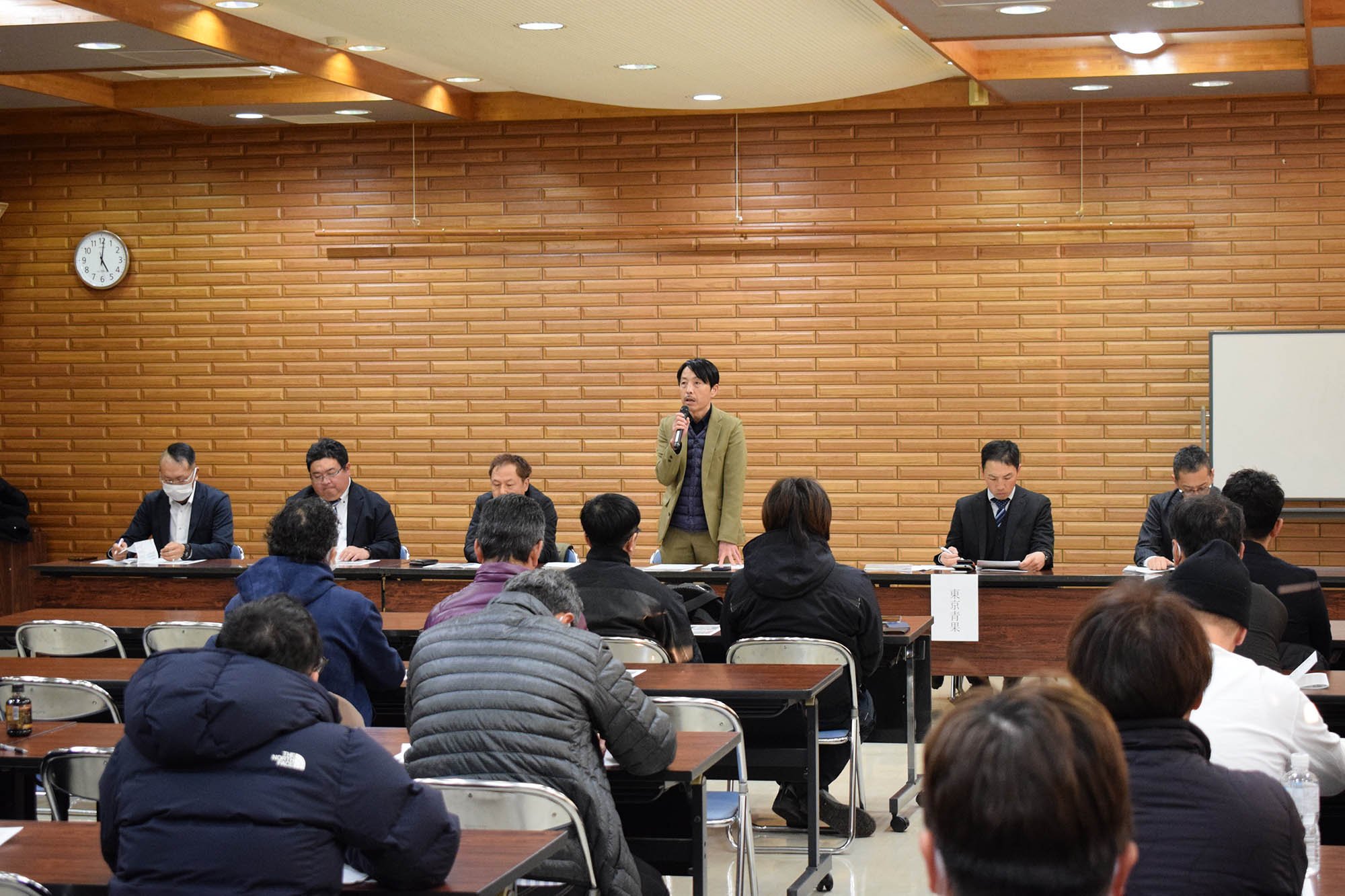 冷蔵ぶどう出荷反省会 写真1