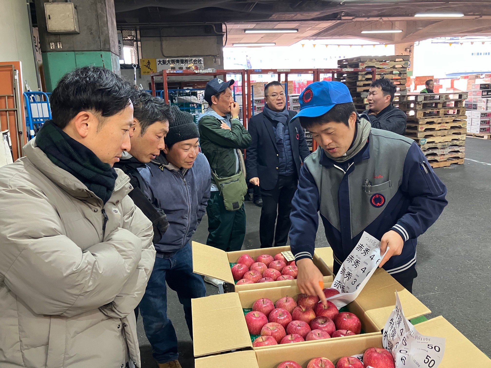 青年部市場流通研修 写真2