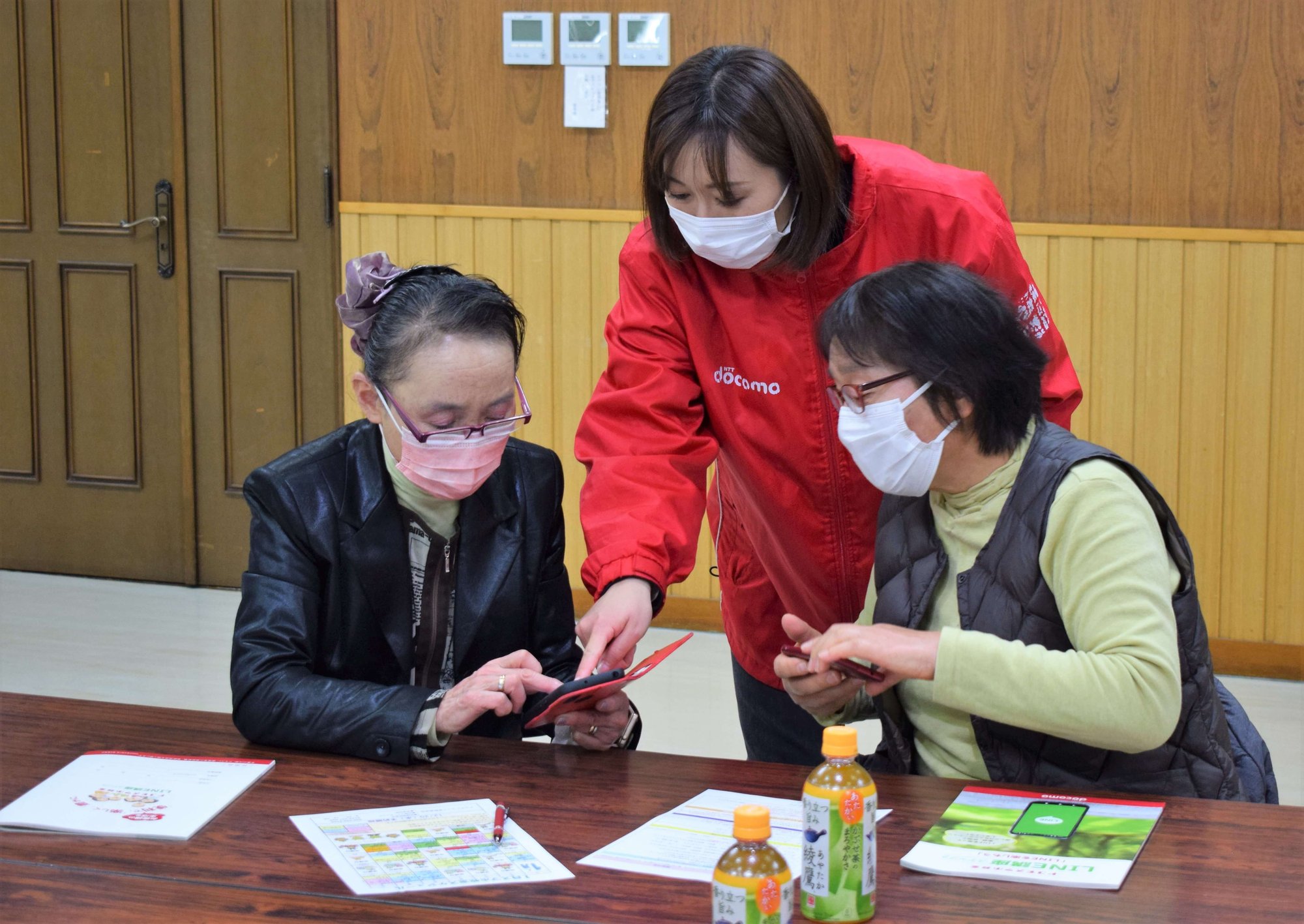 講師と対話しながら楽しく学んだスマホ教室